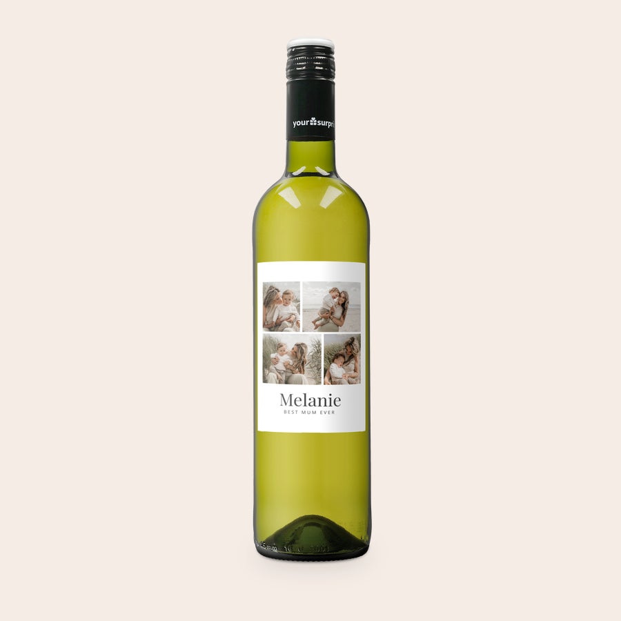 Personalizované víno - Maison de la Surprise Sauvignon Blanc Bílé víno s personalizovanou etiketou se čtyřmi fotografiemi rodiny a textem Melanie Best Mum Ever