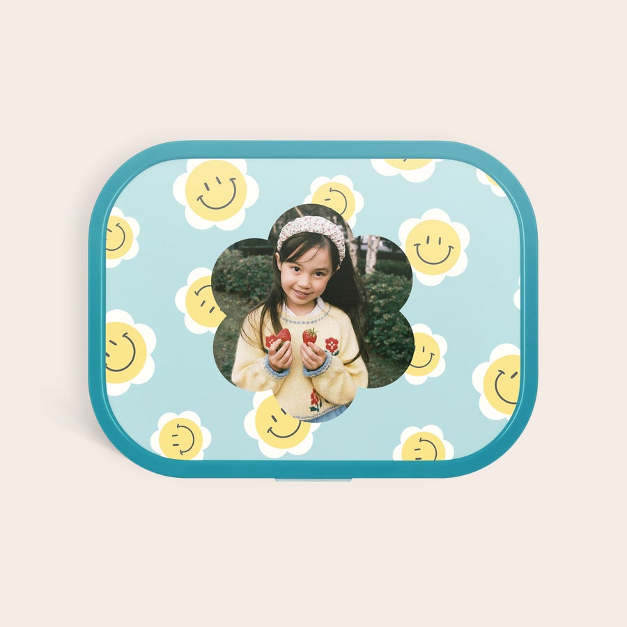 Lancheira Mepal - personalizada Lancheira personalizada Mepal azul com foto impressa de uma menina sorrindo. O nome deles torna a hora do almoço especial.