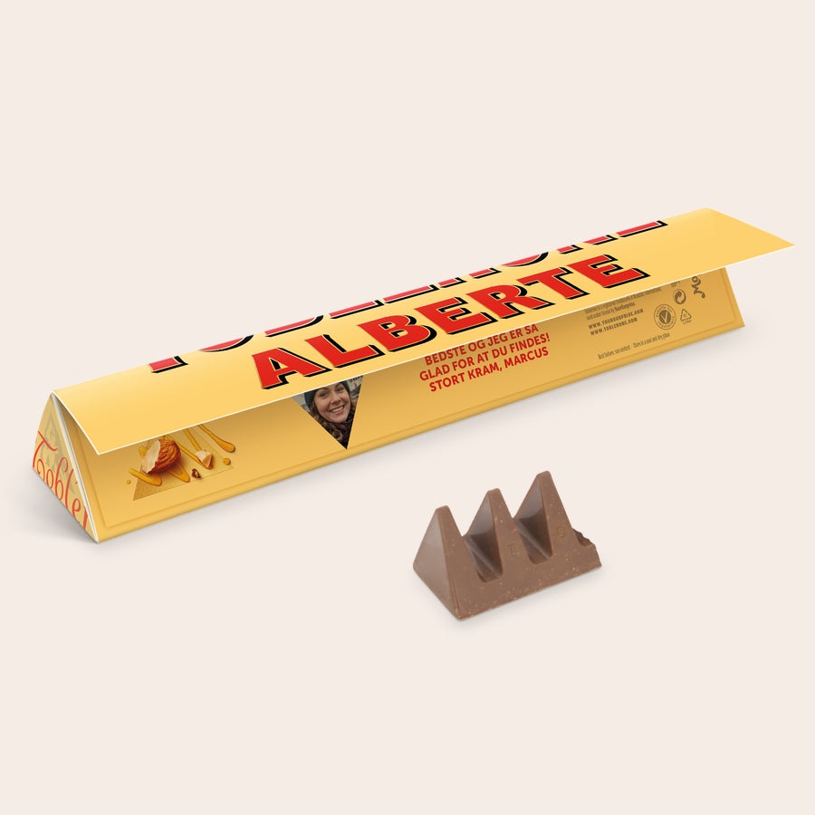 Toblerone med navn Personaliseret Toblerone med navn Alberte og billede, trykt med teksten