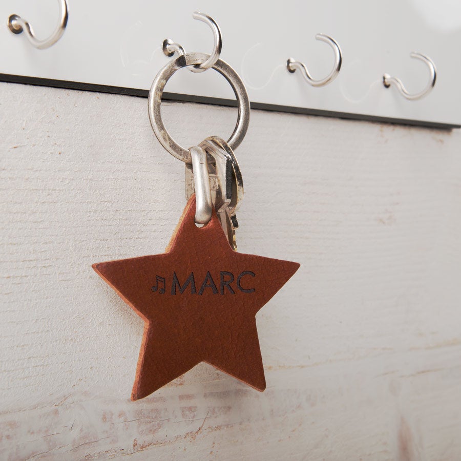 Porte-clé prénom en cuir - Etoile - Marron