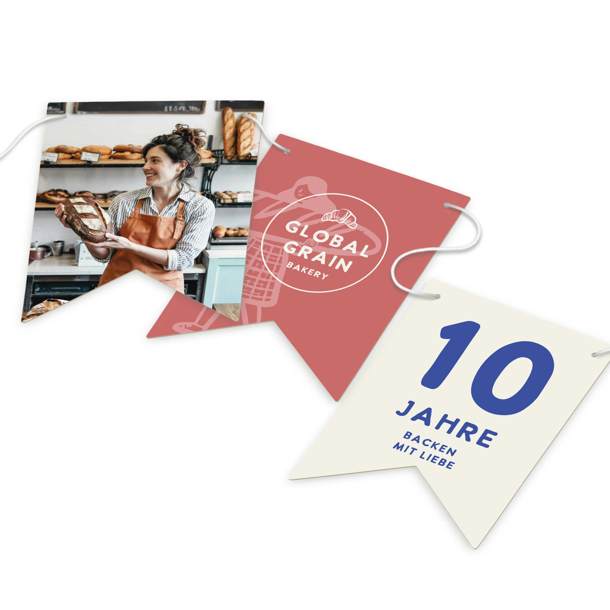 Personalisierte Girlande Flagge M 10 m, individuell bedruckt mit Bäckerei-Motiv und 10 Jahre Backen mit Liebe Text.