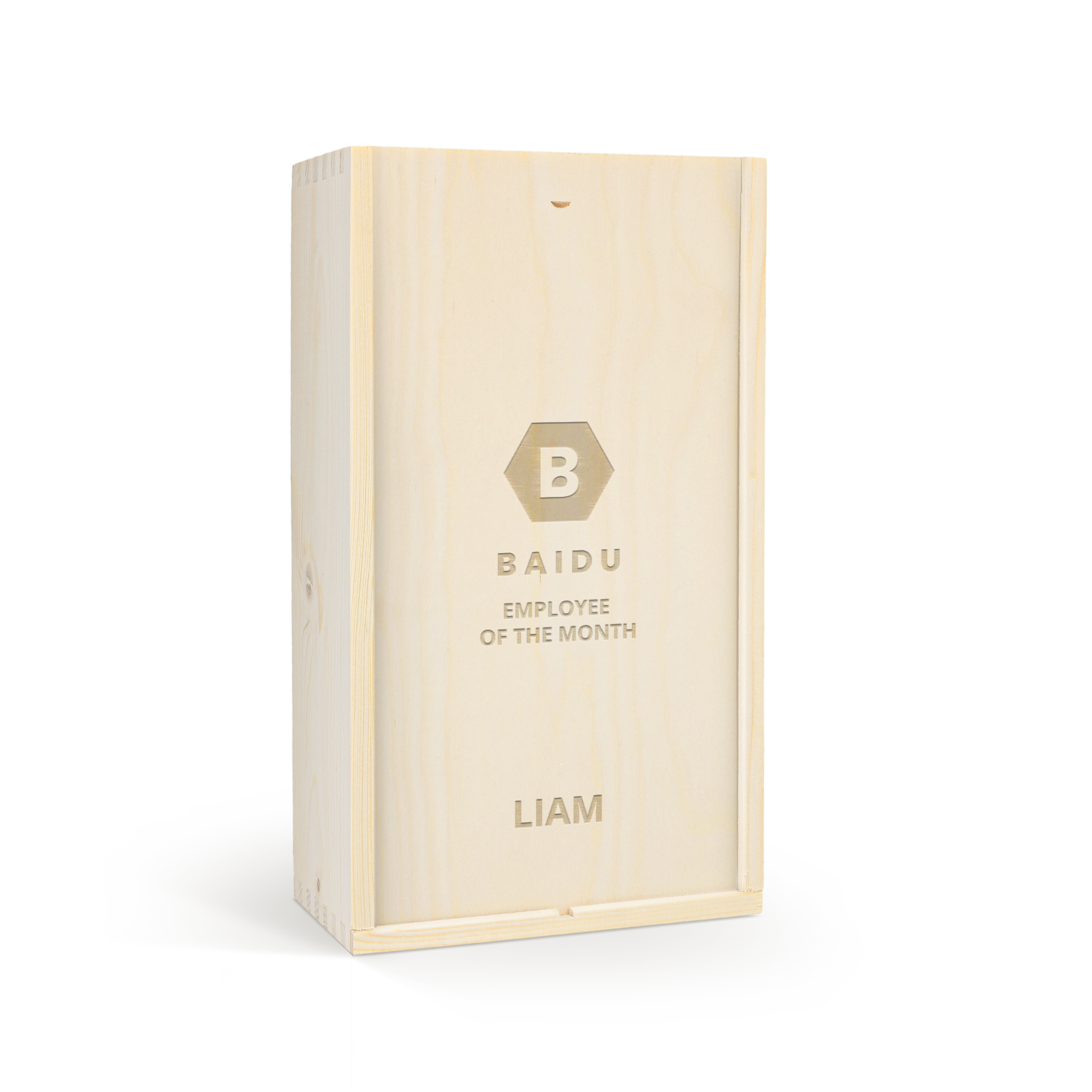 Drewniana skrzynka na gin Bobby's Gin z grawerowanym logo Baidu, napisem Employee of the Month i imieniem Liam