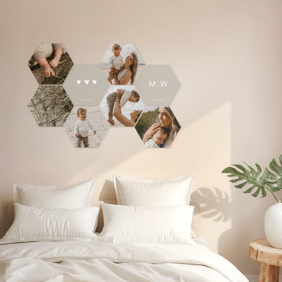 Fotokacheln Wandbilder aus Holz mit Ihrem Design und Familienfotos, Datum und Initialen personalisiert