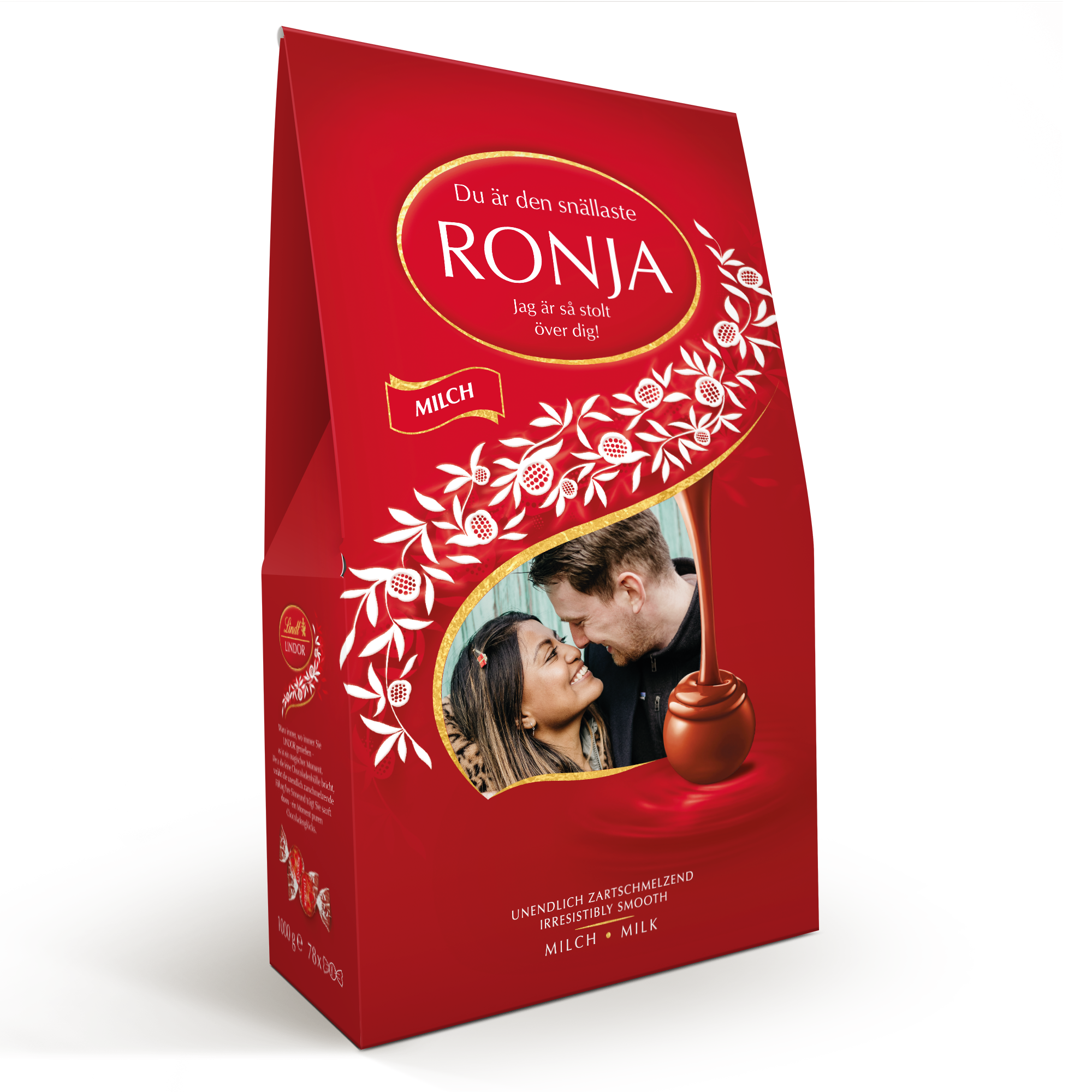 Lindt Lindor 1 kg choklad presentförpackning, med tryckt foto och personlig text "Ronja" och "Jag är så stolt över dig"