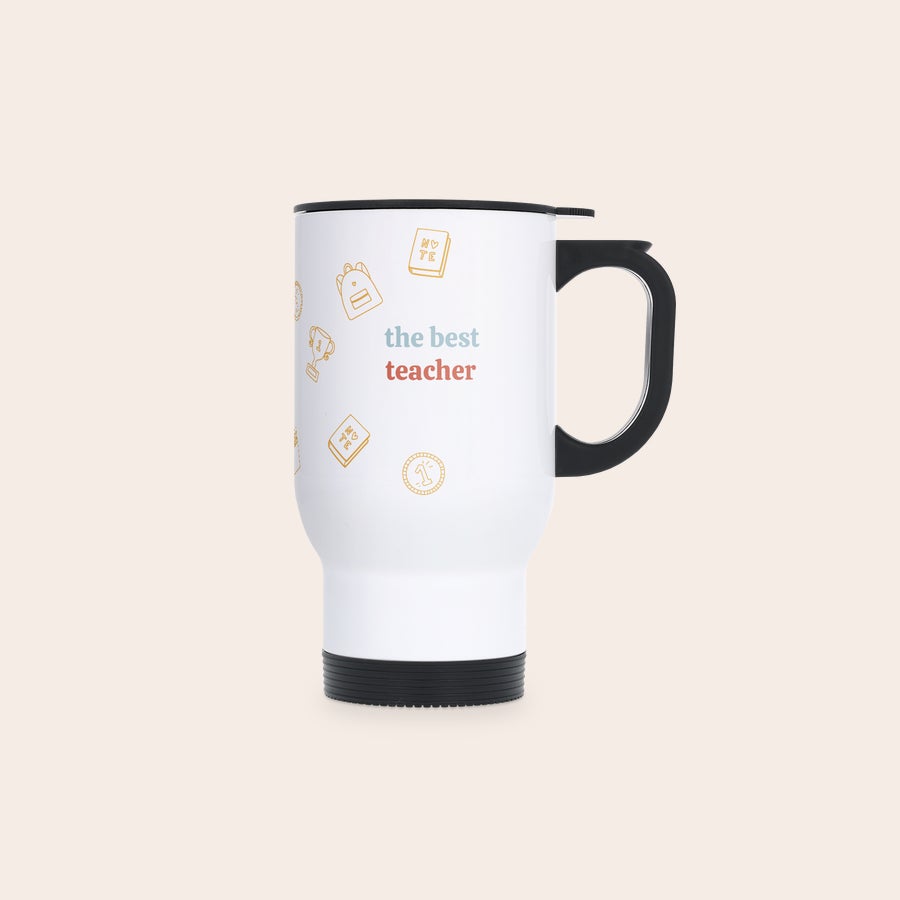 Vaso térmico con foto Termo personalizado blanco con asa negra, diseño impreso de útiles escolares y texto "the best teacher". Transforma cualquier bebida diaria con un toque personalizado.