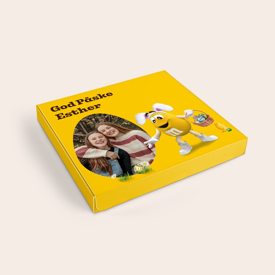 M&M's chokolade gaveæske med billede og tekst Personliggjort M&M's gaveæske trykt med påskebillede, God Påske Esther og M&M's kanin-figur