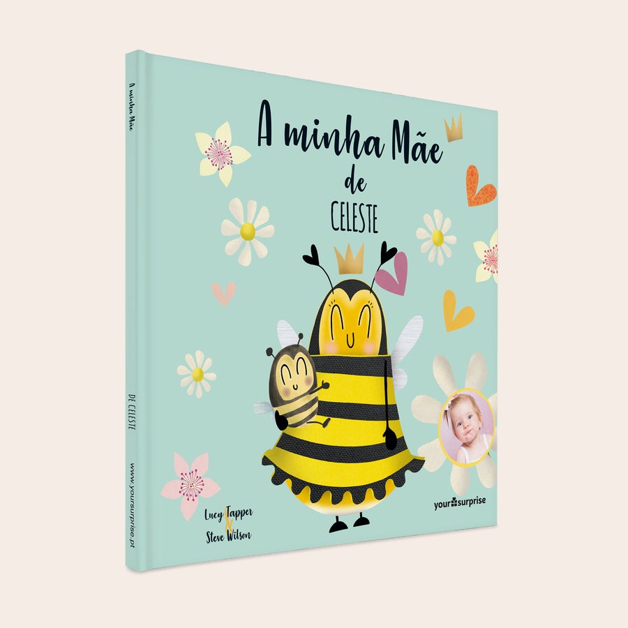 Livro personalizado - A minha mãe Livro A nossa Mãe personalizado com foto e nome, capa dura azul claro. Este lindo livro é a maneira perfeita de demonstrar o quanto a sua mãe significa para si.