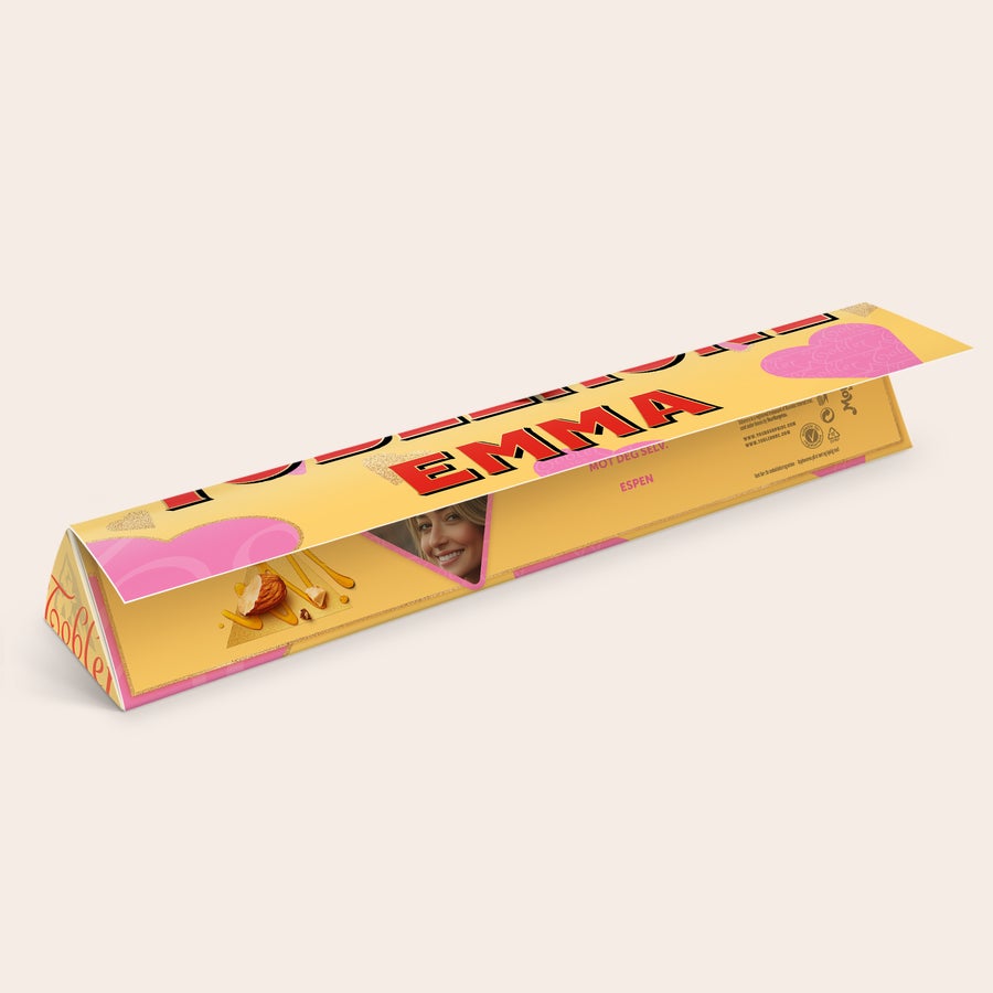 Toblerone med navn og bilde - Kjærlighet Kjærlighetstema Toblerone-sjokolade med navn og bilde - Large, trykt med navn Emma og et personlig bilde