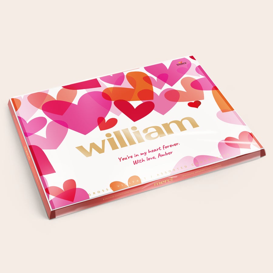 Cutie de ciocolată Merci personalizată și felicitare de felicitare Ciocolata Merci cu card personalizat - 675 grame, cutie decorată cu inimi, cu numele William și mesaj imprimat.