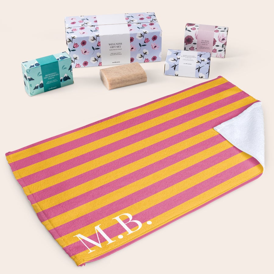 Coffret cadeau savon avec essuie-mains personnalisé Coffret cadeau savon avec essuie-mains personnalisé