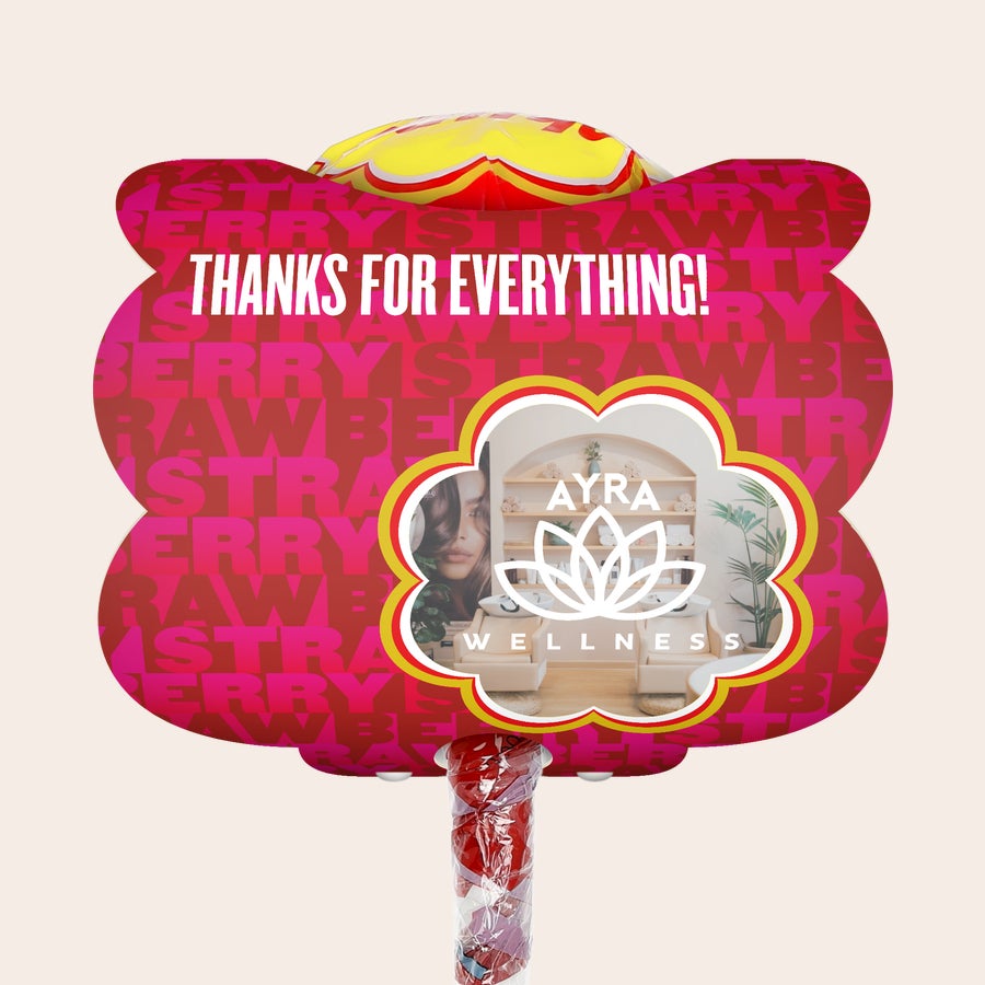 Mega Chupa Chups - personalizate Mega Chupa Chups personalizate Căpșuni 20 acadele. Acadea cu mesaj "Thanks for everything" și imagine personalizată.