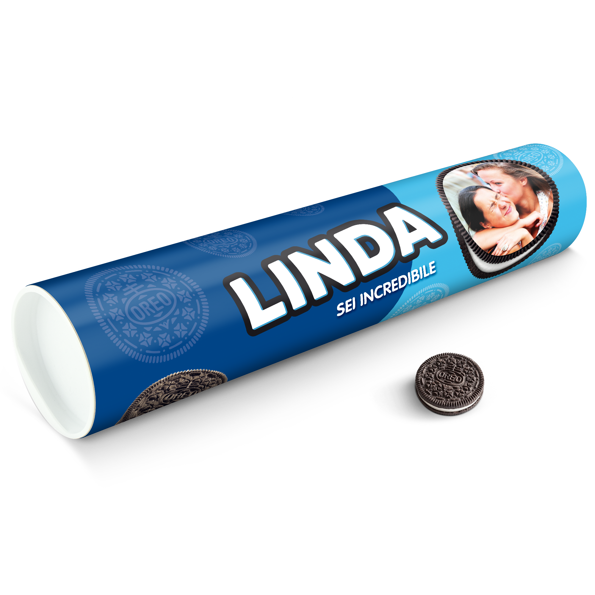 Tubo regalo Mega Oreo blu personalizzato con nome Linda, foto e messaggio stampati, con un biscotto separato