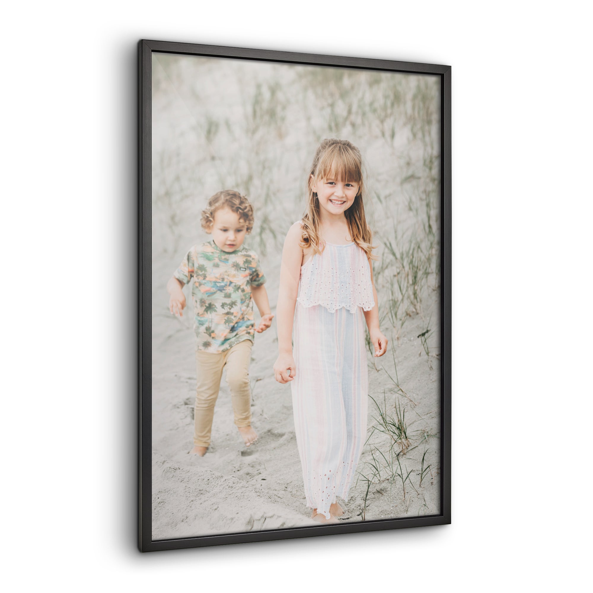 Personalised photo in black frame 40x60
