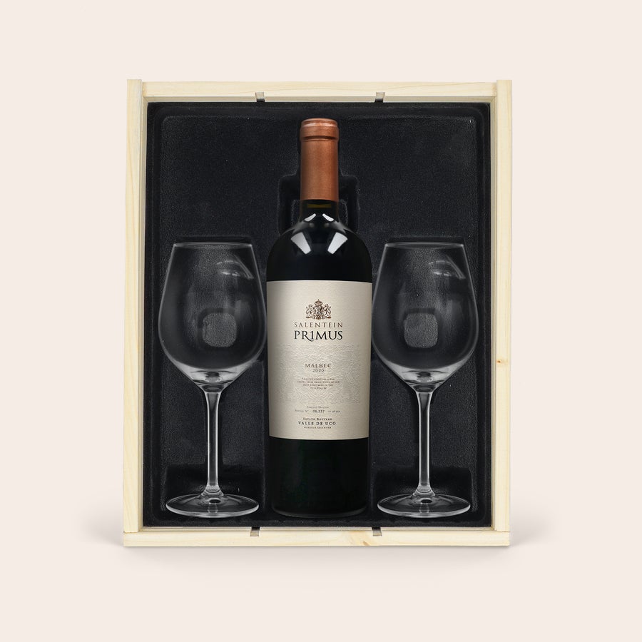 Personligt vingavesæt - Salentein Primus Malbec - Trykt trækasse Vin gavesæt med Salentein Primus Malbec og to Royal Leerdam vinglas i luksus trækasse med personligt trykt låg