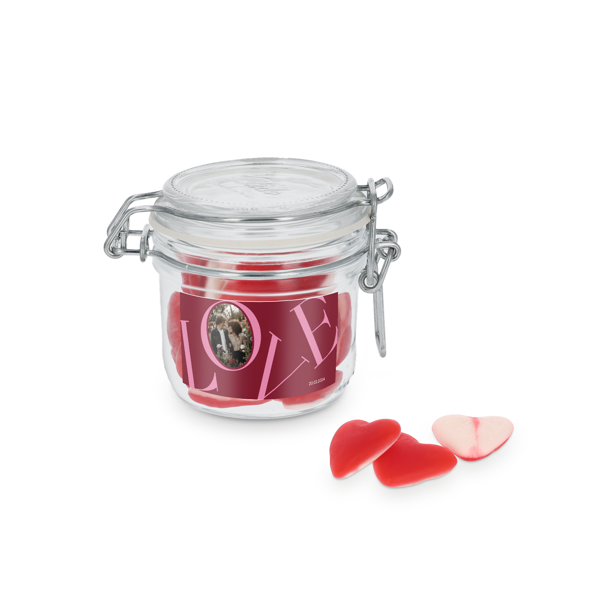Bocal à bonbons personnalisé avec des cœurs rouges, une photo et le mot LOVE imprimé en rose.