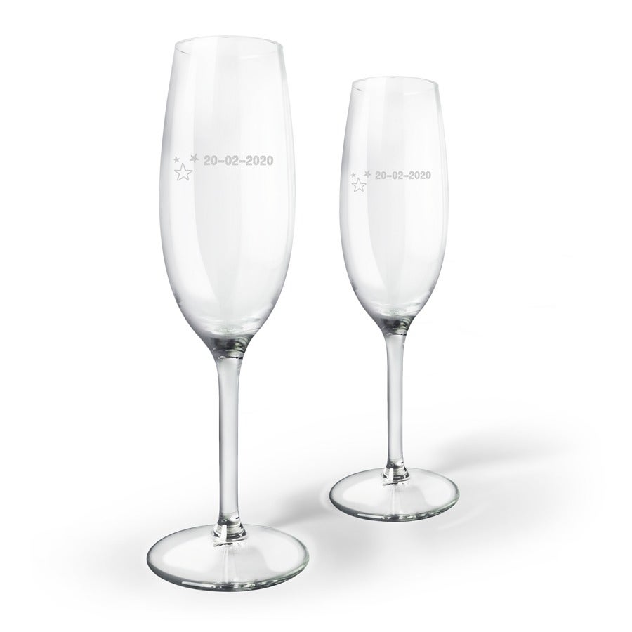 Personalised Moet & Chandon champagne gift set with glasses