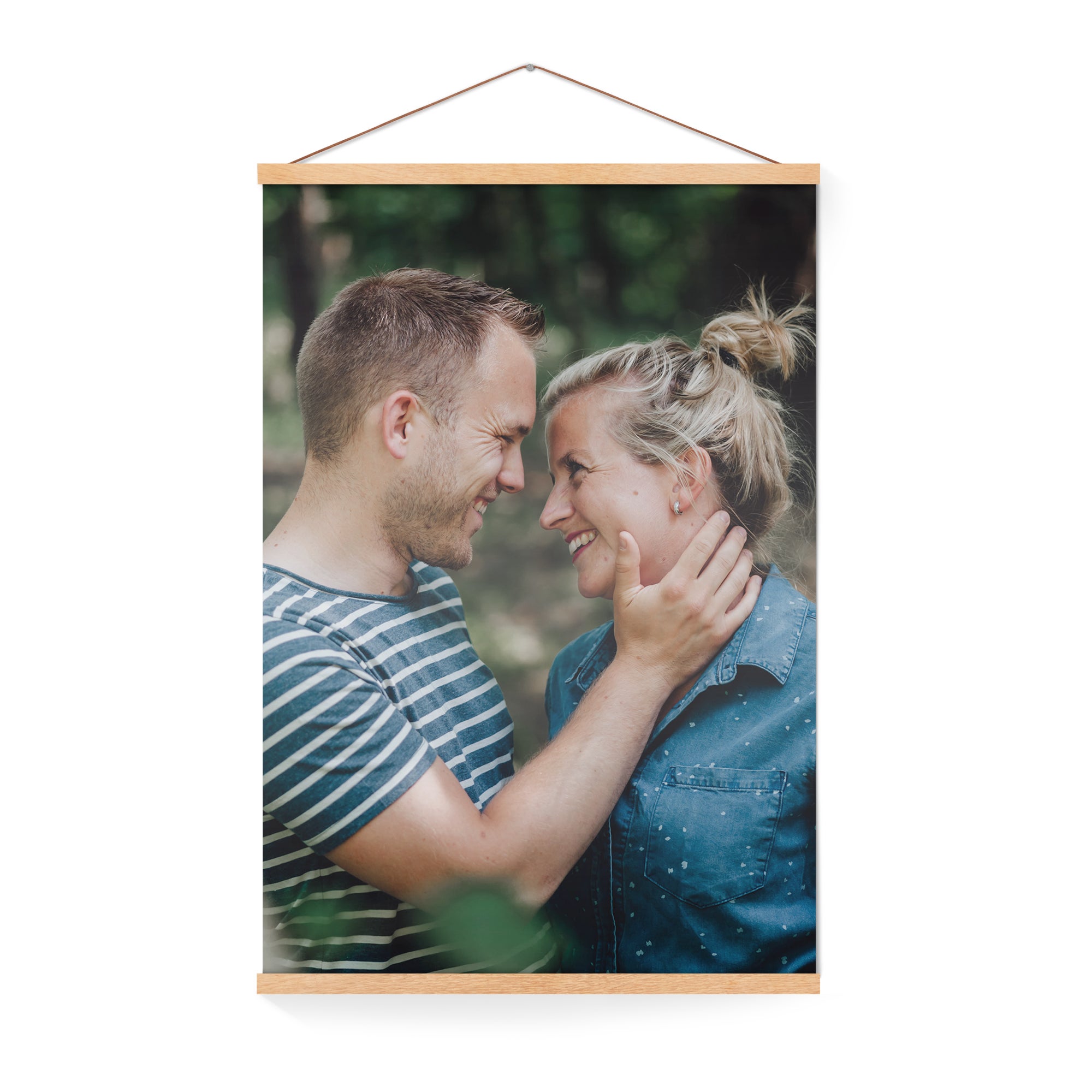 Gepersonaliseerde poster met houten posterhanger 50x70