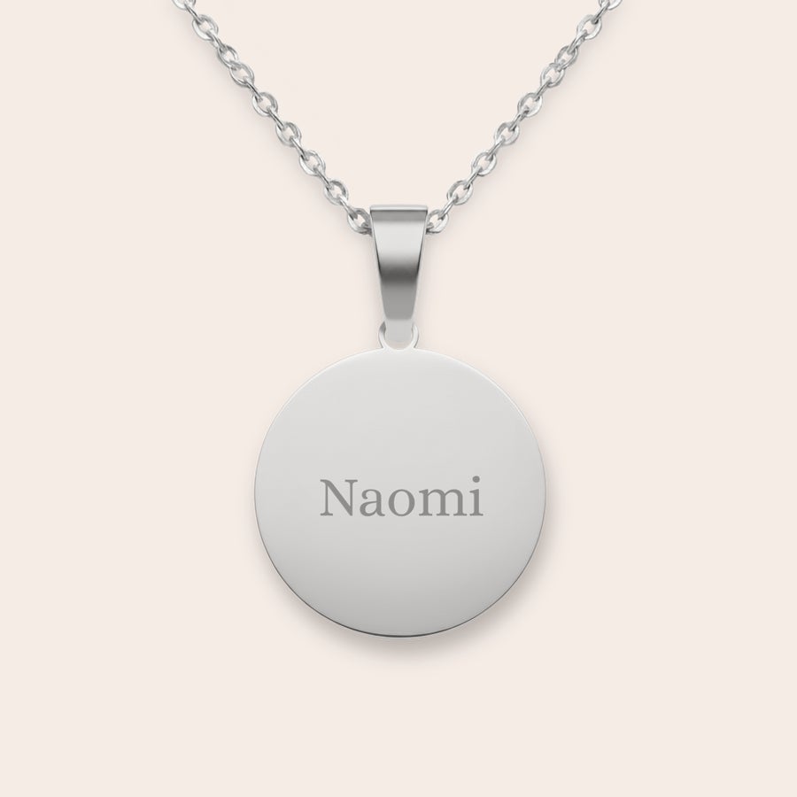 Round pendant necklace Round pendant necklace