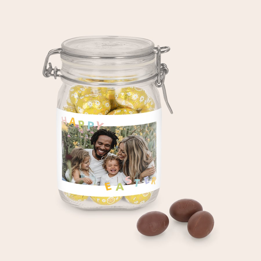 Czekoladowe jajeczka w personalizowanym słoju 1l Czekoladowe jajeczka w personalizowanym słoju 1l
