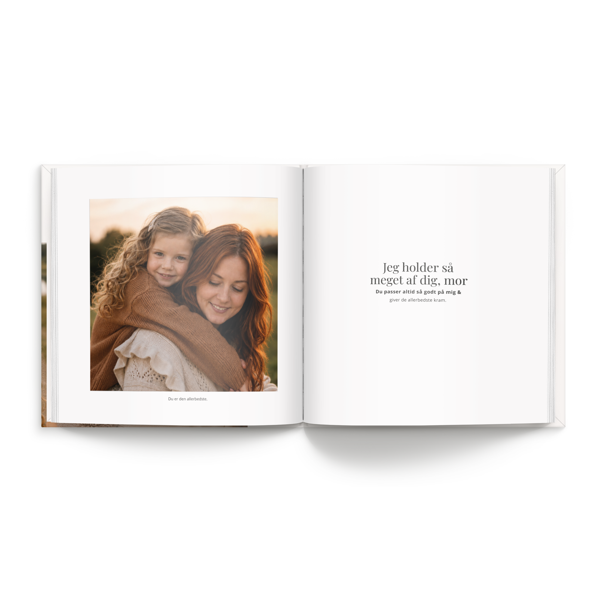 Personaliseret billedalbum - Mor og mig/os - XL - Hardcover - fra 28 sider med et foto af en mor og datter og teksten Jeg holder så meget af dig, mor