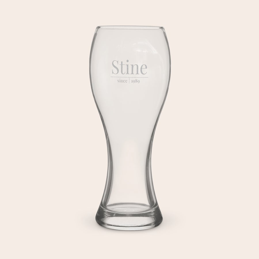 Ølglas - Pilsner Personligt ølglas indgraveret med "Stine since 1989" giver dig mulighed for at nyde din yndlingsøl fra dette særlige ølglas