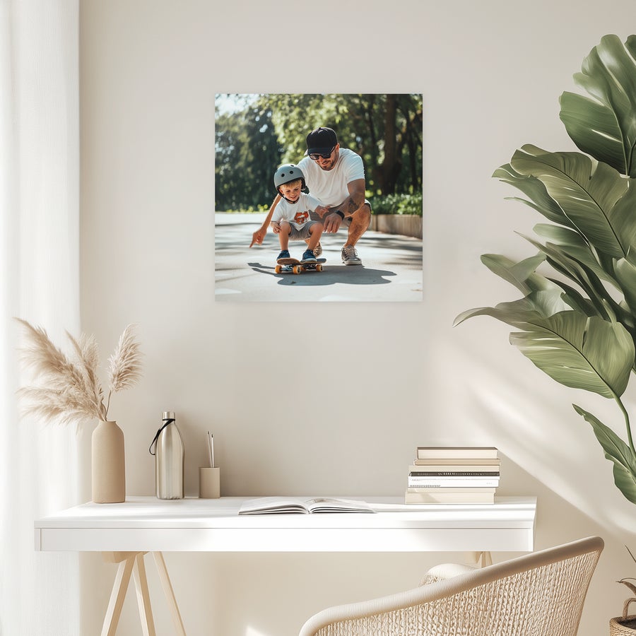 Póster Póster personalizado com foto impressa de pai e filho andando de skate, para capte os seus momentos favoritos.