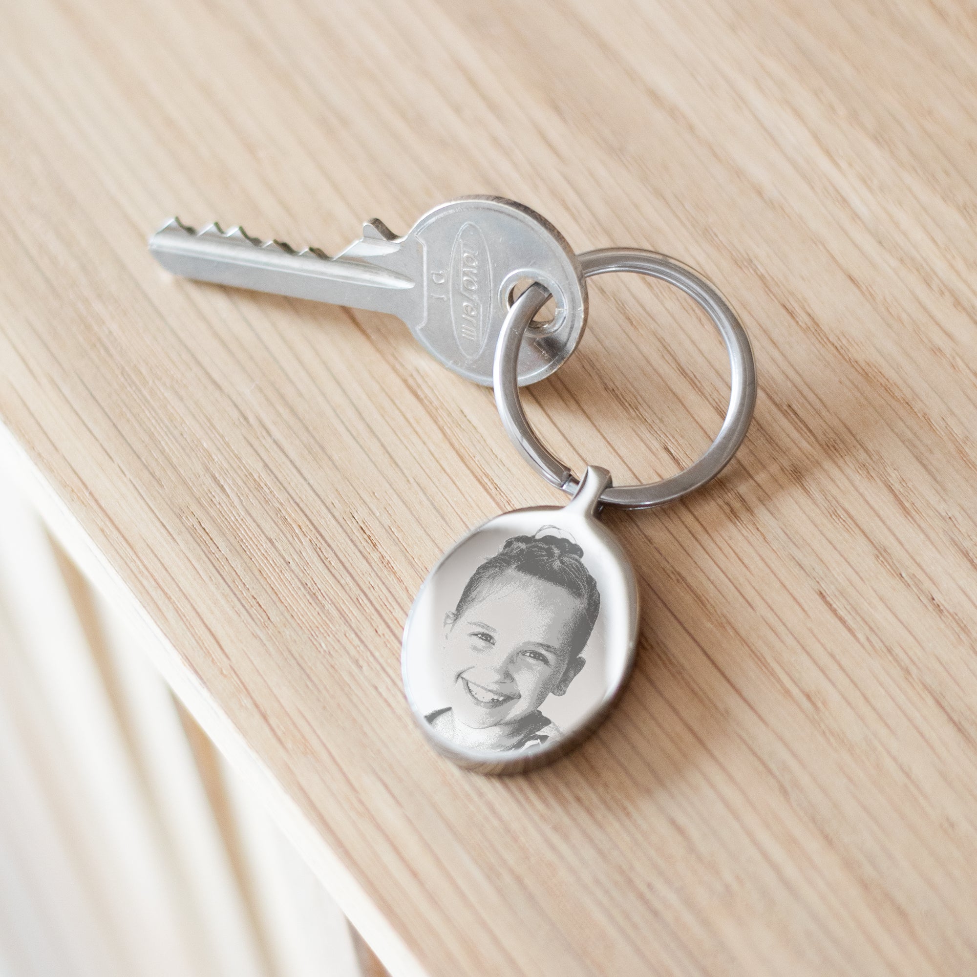 Personalised key ring - Oval - Stainless steel - Engraved
