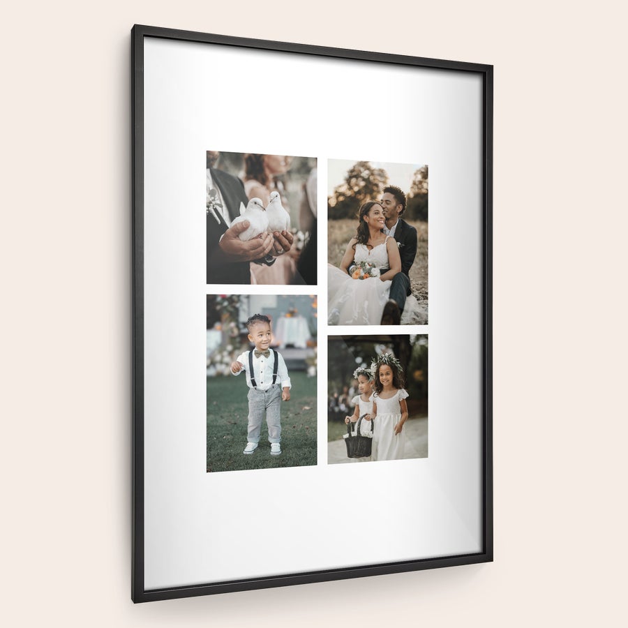 Foto enmarcado Foto con marco de madera negra que muestra cuatro imágenes de boda personalizadas con momentos especiales.