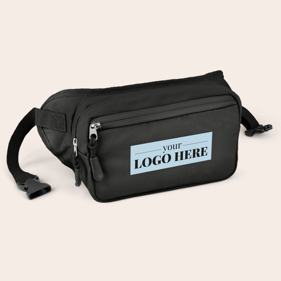 Sac banane personnalisé Sac banane noir personnalisé avec votre logo imprimé sur le devant. Tout à portée de main grâce à un sac banane avec un imprimé personnalisé au choix