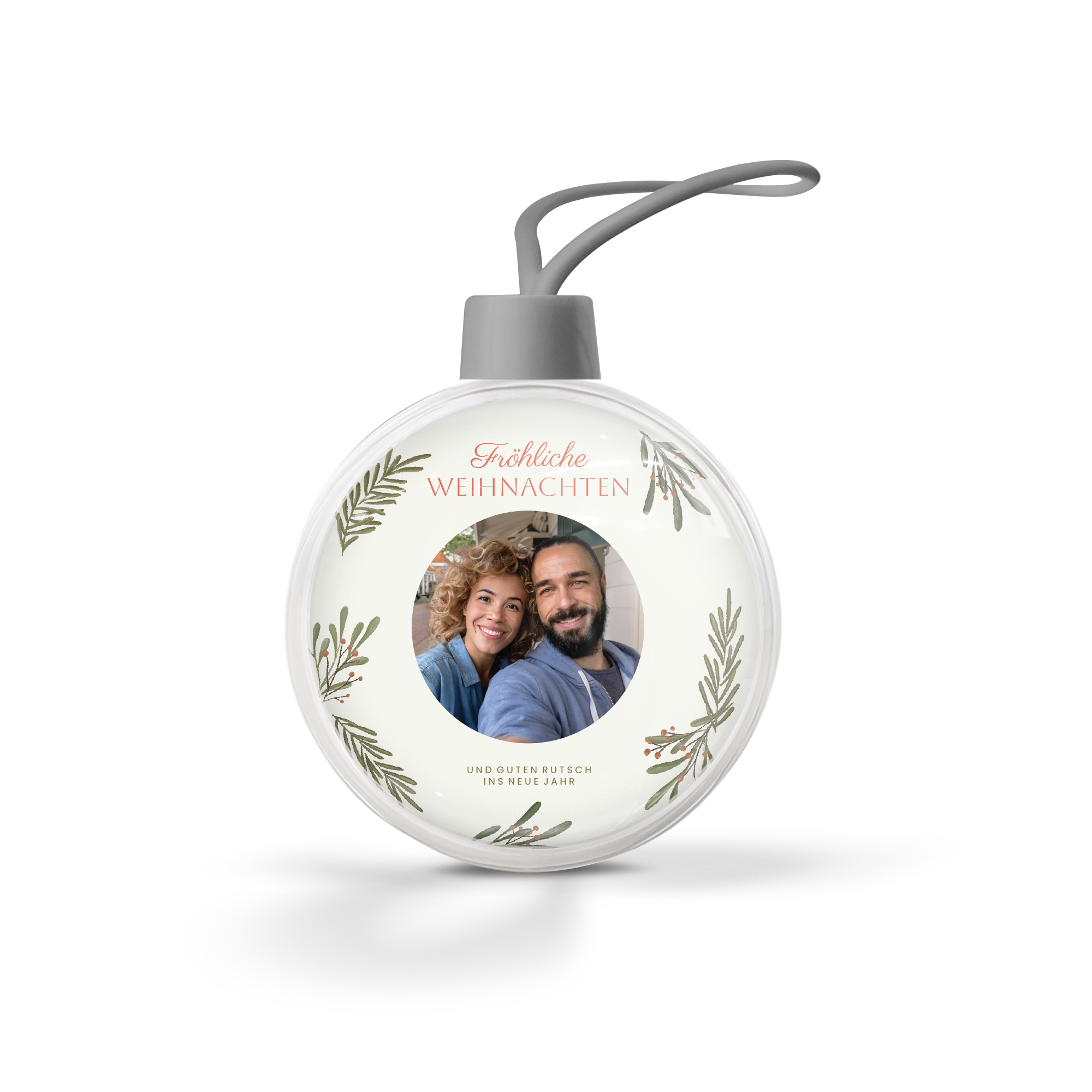 Transparente Weihnachtskugel mit gedrucktem Foto eines Paares und dem Text 