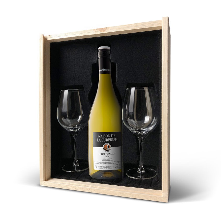 Maison de la Surprise Chardonnay s personalizovanou etiketou