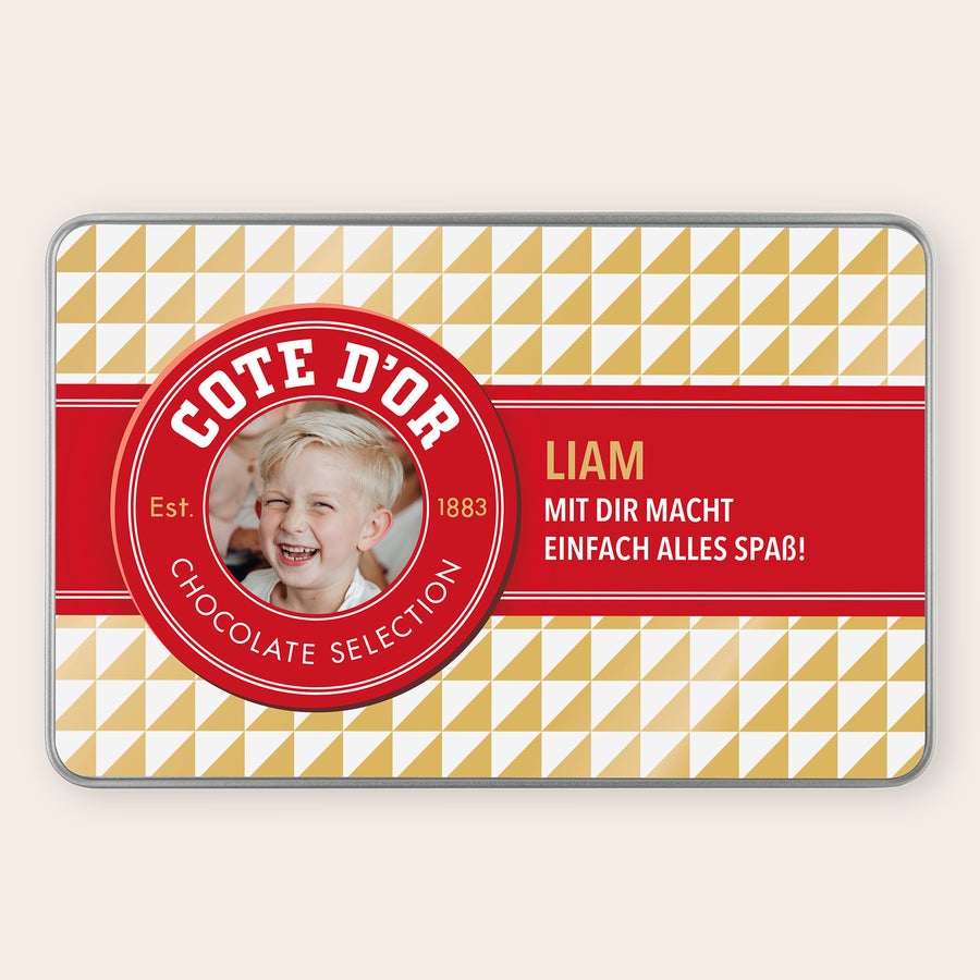 Geschenkbox gestalten - Côte d’Or Personalisierte Geschenkdose mit Côte d’Or Schokolade bedruckt mit Kinderfoto, Namen Liam und Wunschtext.