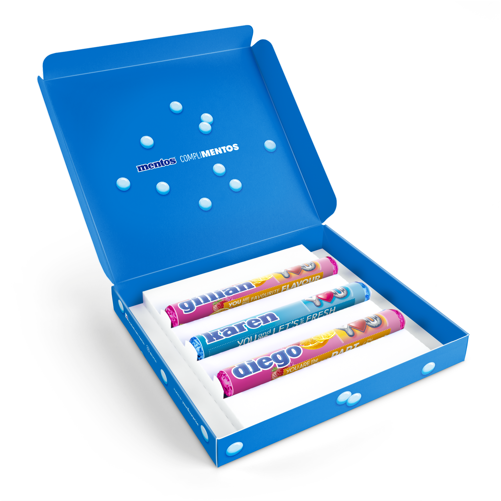 Caixa de presente azul com 3 rolos de Mentos personalizados com nomes e frases impressas, para surpreender a pessoa que adora doces