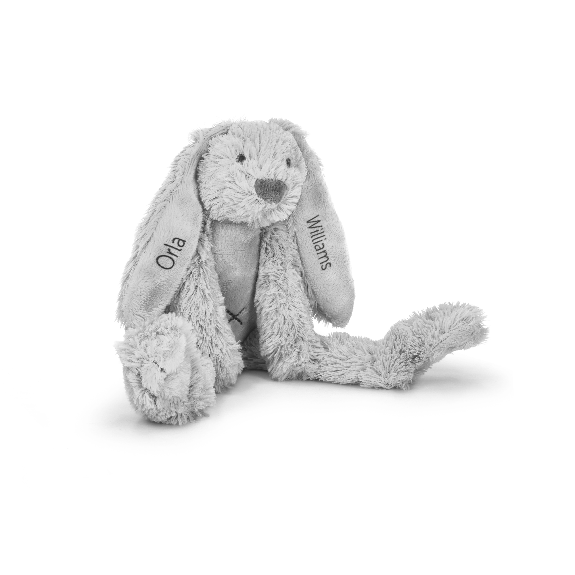 Tiny Rabbit Richie -pehmolelu, jossa on brodeerattu nimi Orla vasemmassa korvassa ja Williams oikeassa korvassa