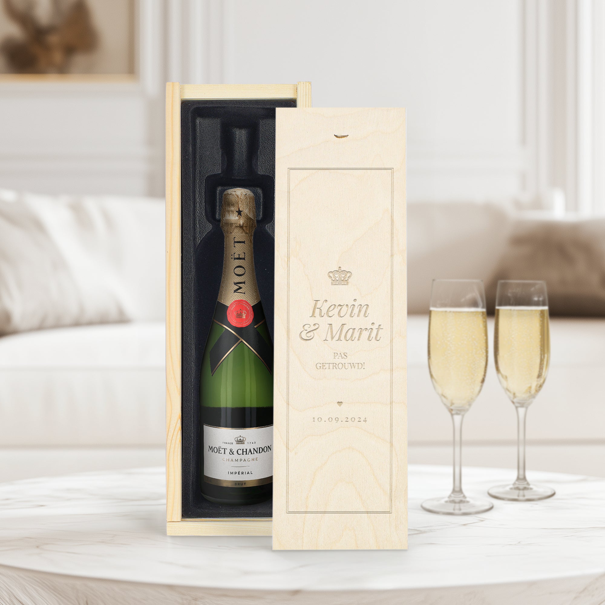 Champagne in gegraveerde kist - Moët Chandon (375ml)