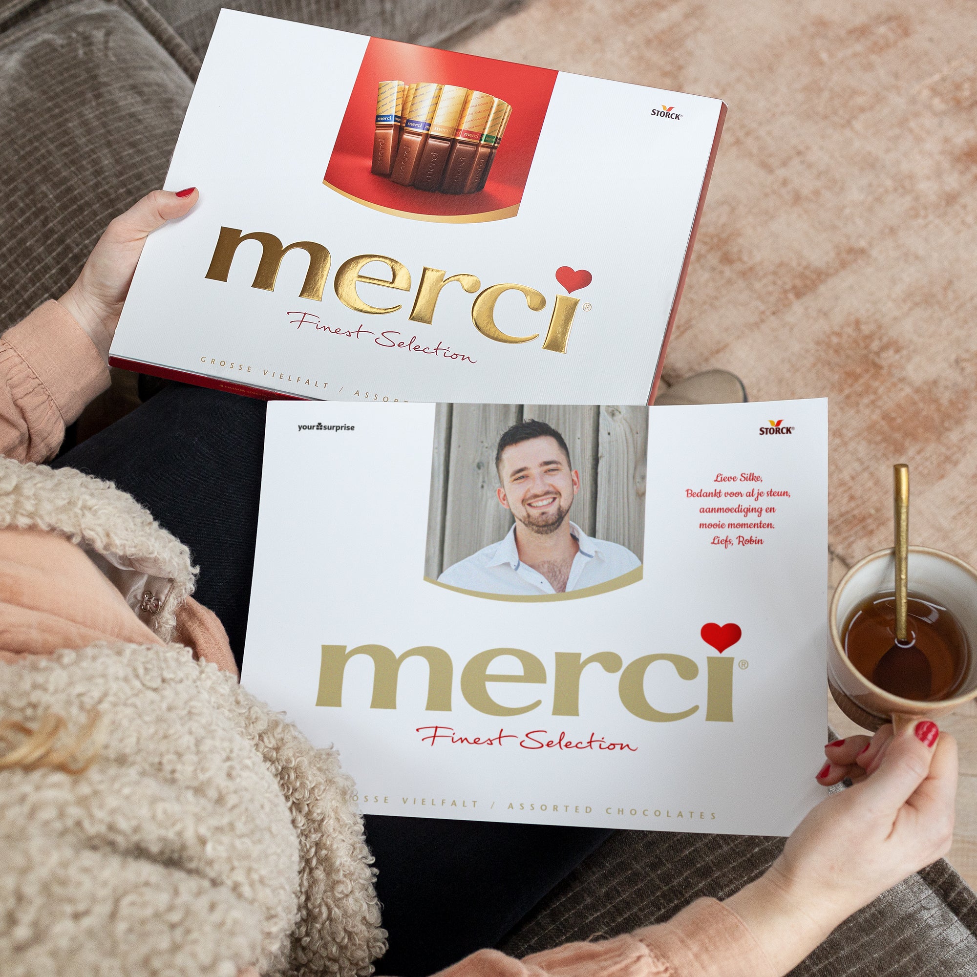 Merci Finest Selection chocolade mix met gepersonaliseerde kaart - 675 gram Merci Finest Selection chocolade mix met gepersonaliseerde kaart - 675 gram