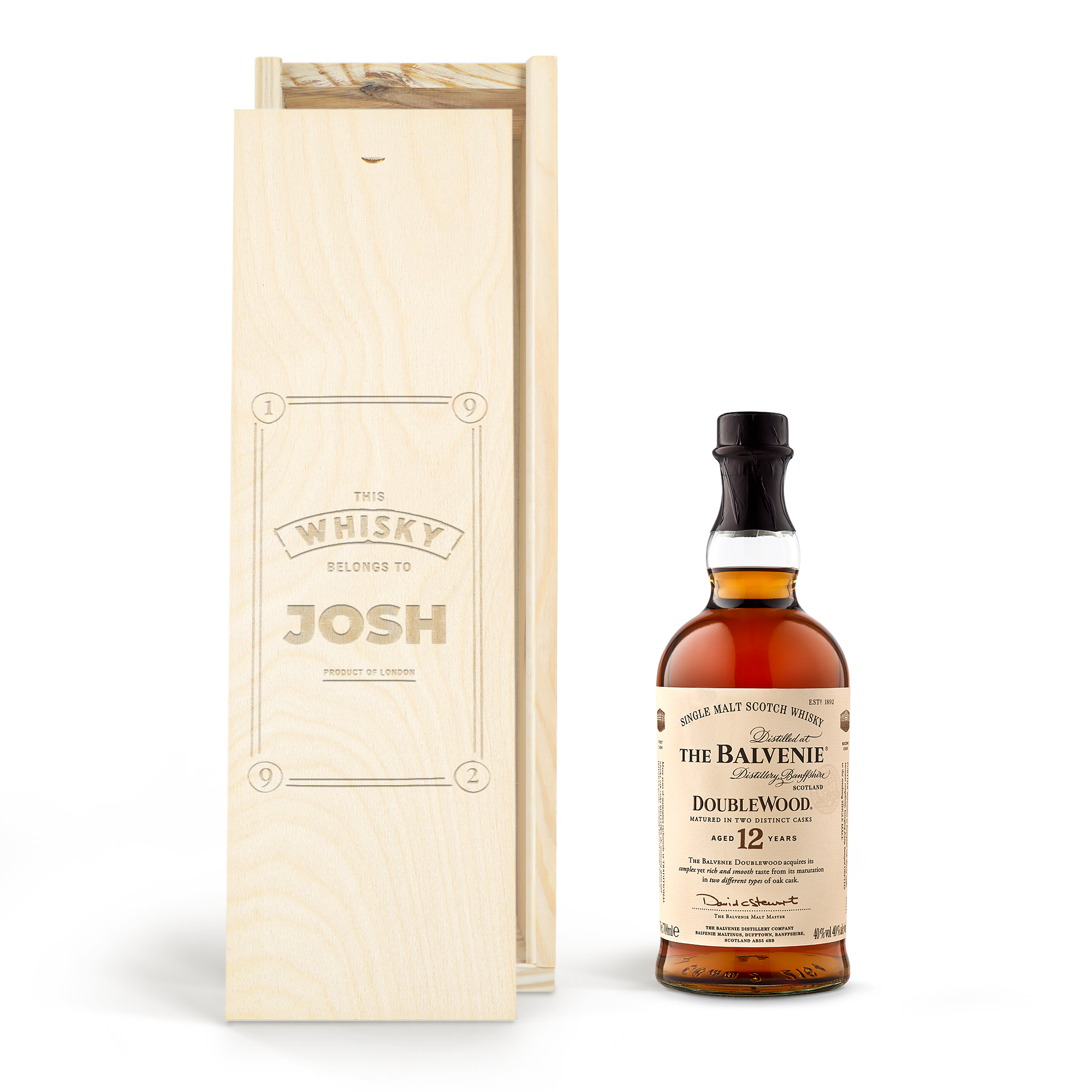 Lahev whisky The Balvenie v ryté dřevěné krabici se jménem Josh, věk 12 let.