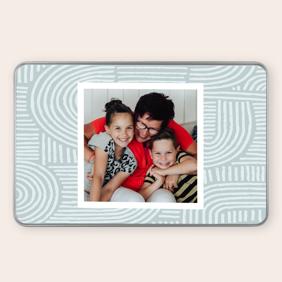 Lata personalizada rellena de Côte d'Or Lata de regalo Côte d'Or personalizada con foto de familia, impresa con foto.