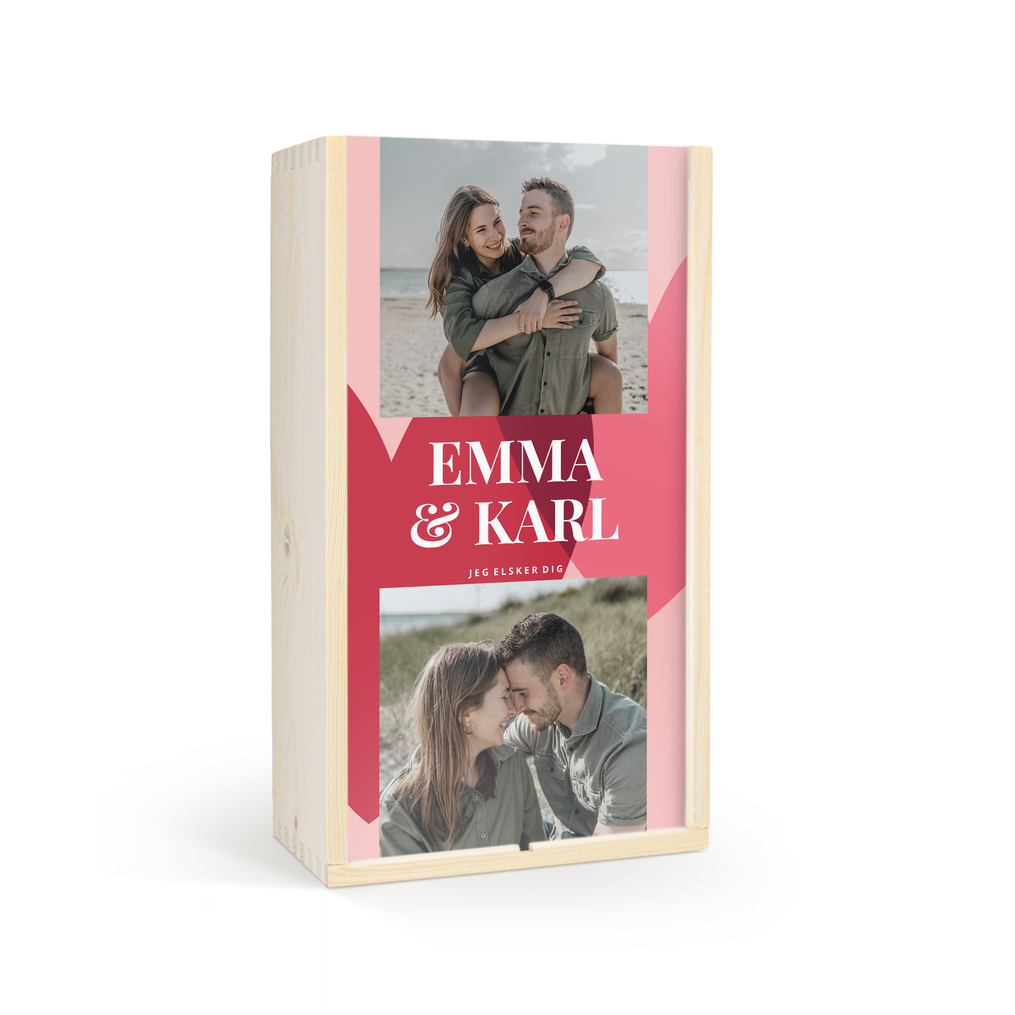 Stilfuldt gin og tonic sæt med Bobby's Gin i personlig trææske med parbilleder, navnene Emma & Karl og teksten Jeg elsker dig trykt på låget