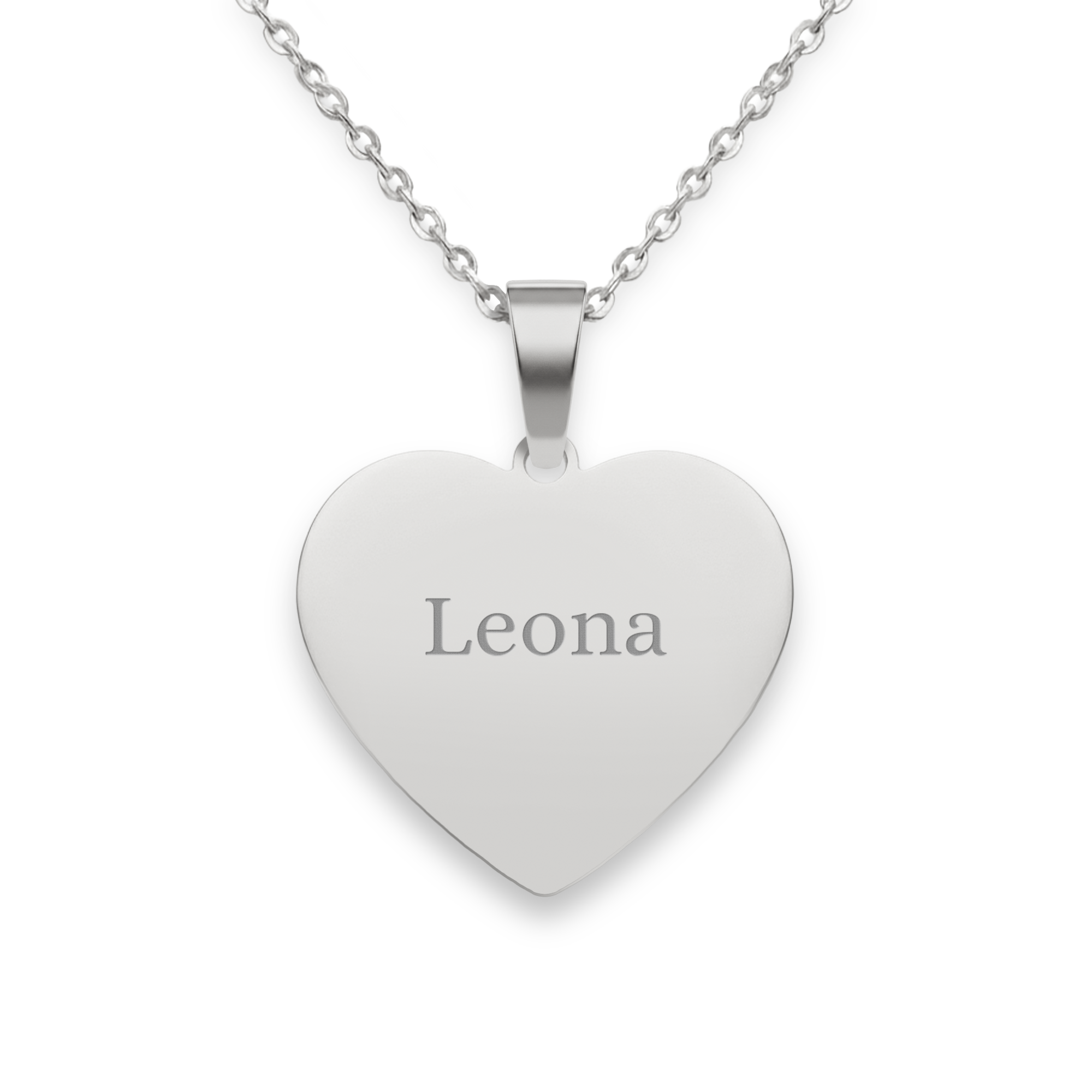 Halskæde med hjertevedhæng og tekst - Sølv, indgraveret med navnet Leona. Personliggjort smykke.