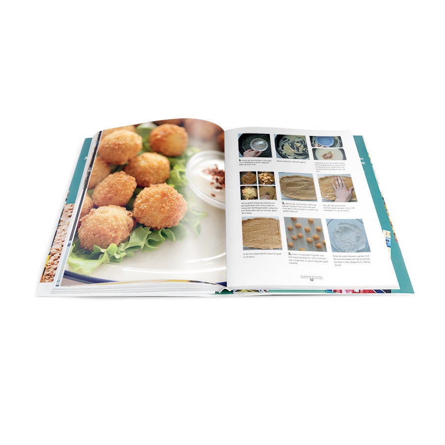 Kookmutsjes boek met persoonlijke stofomslag