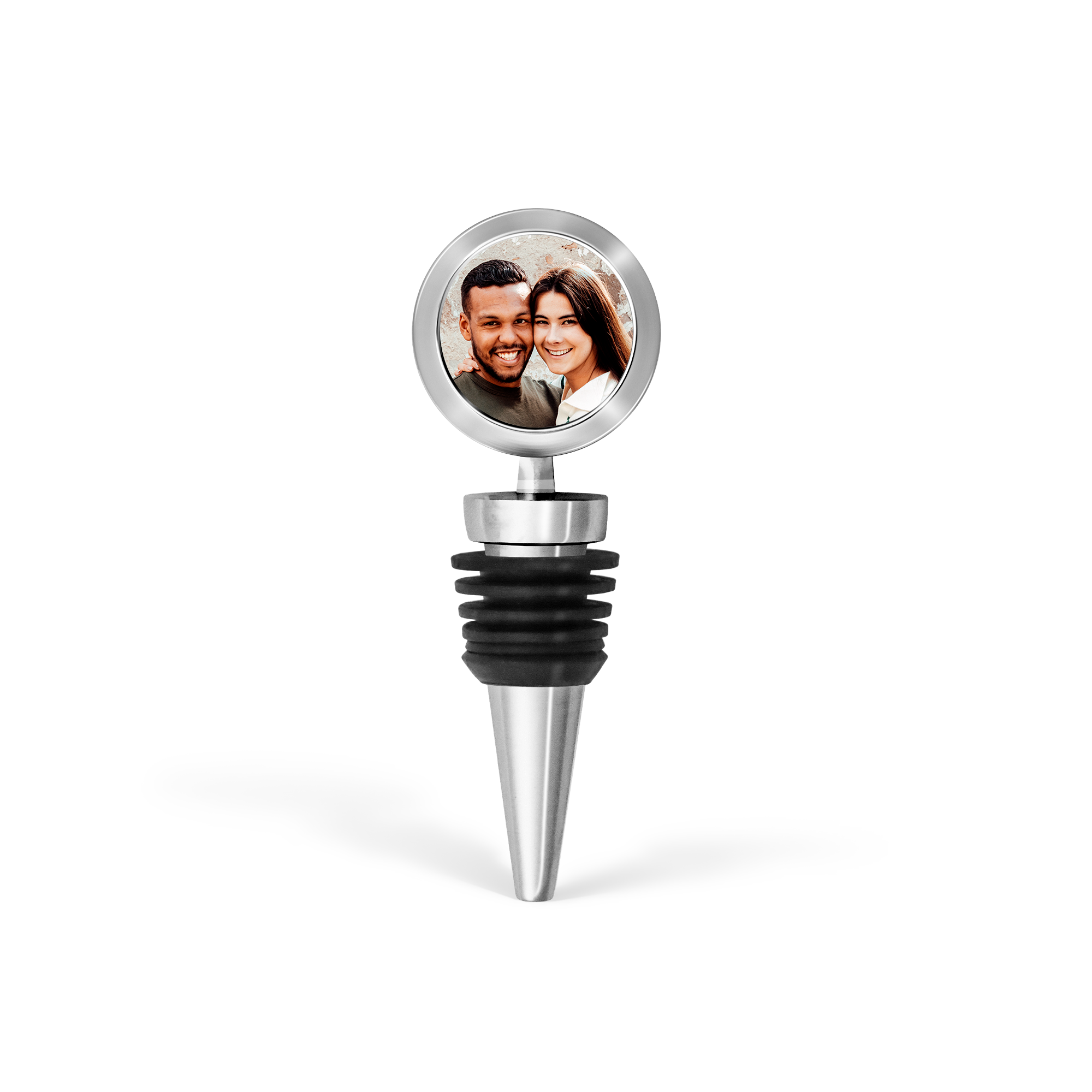 Rolha de vinho personalizada de metal com foto impressa de casal sorridente