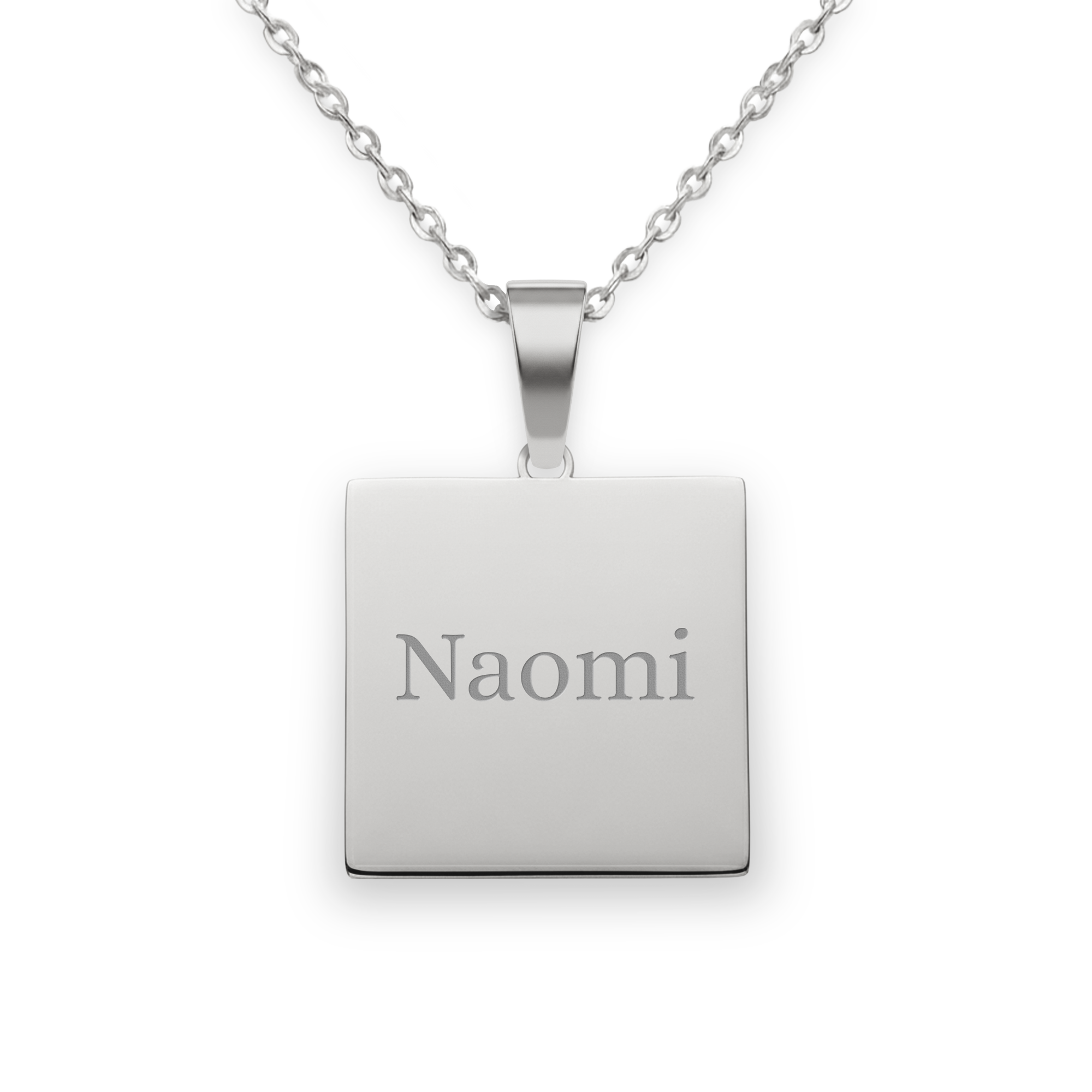Halsband fyrkantigt hänge med text - Silver. Silverfärgat halsband med ett fyrkantigt hänge där namnet "Naomi" är graverat. Du kan personalisera hänget med valfri gravyr.