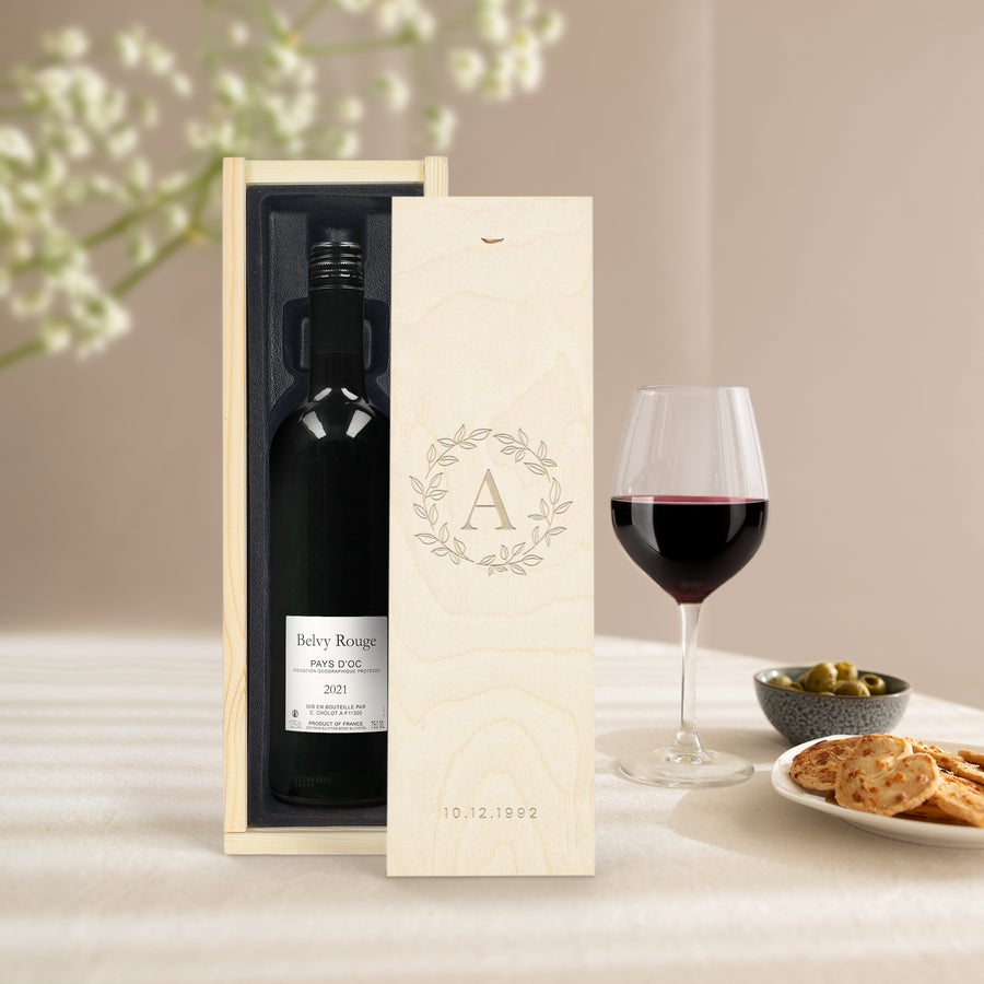 Czerwone Wino - Belvy - w skrzynce z grawerem