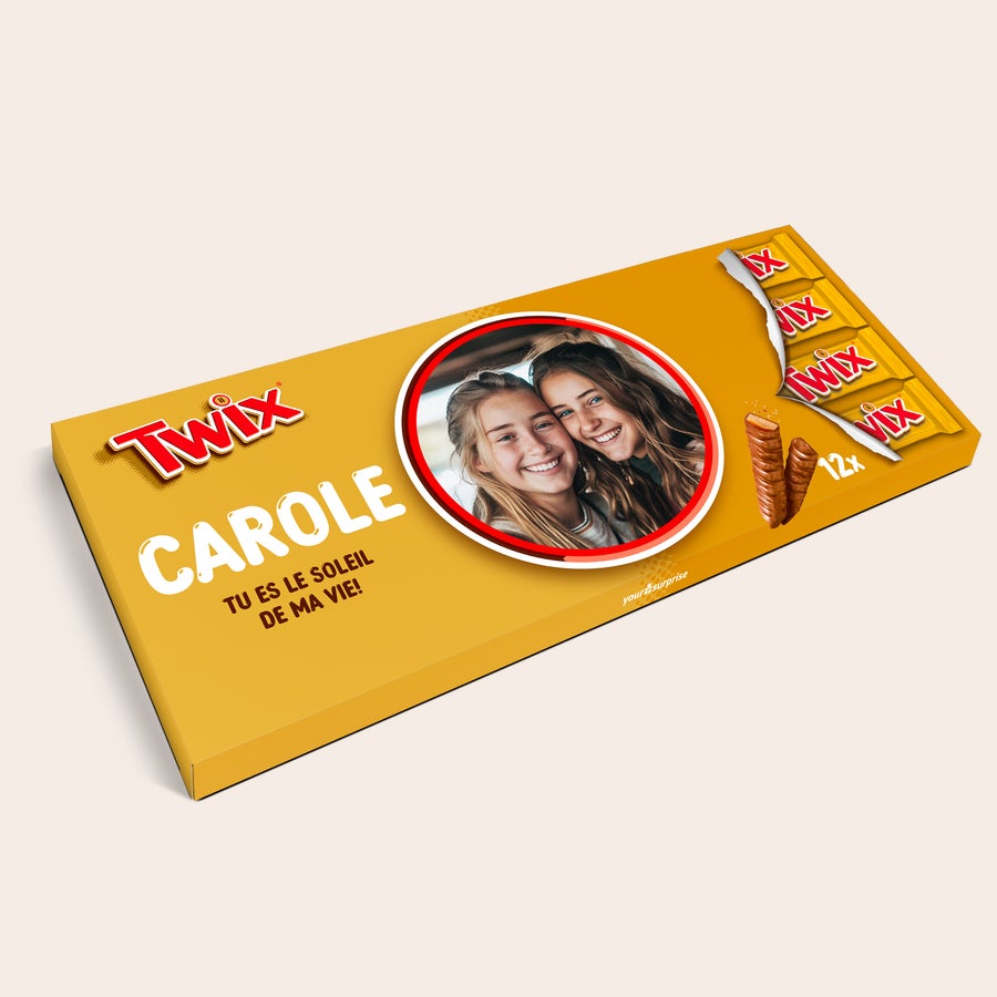 Méga barre Twix XXL personnalisée Méga barre Twix XXL personnalisée avec photo imprimée, le nom Carole et le message Tu es le soleil de ma vie!