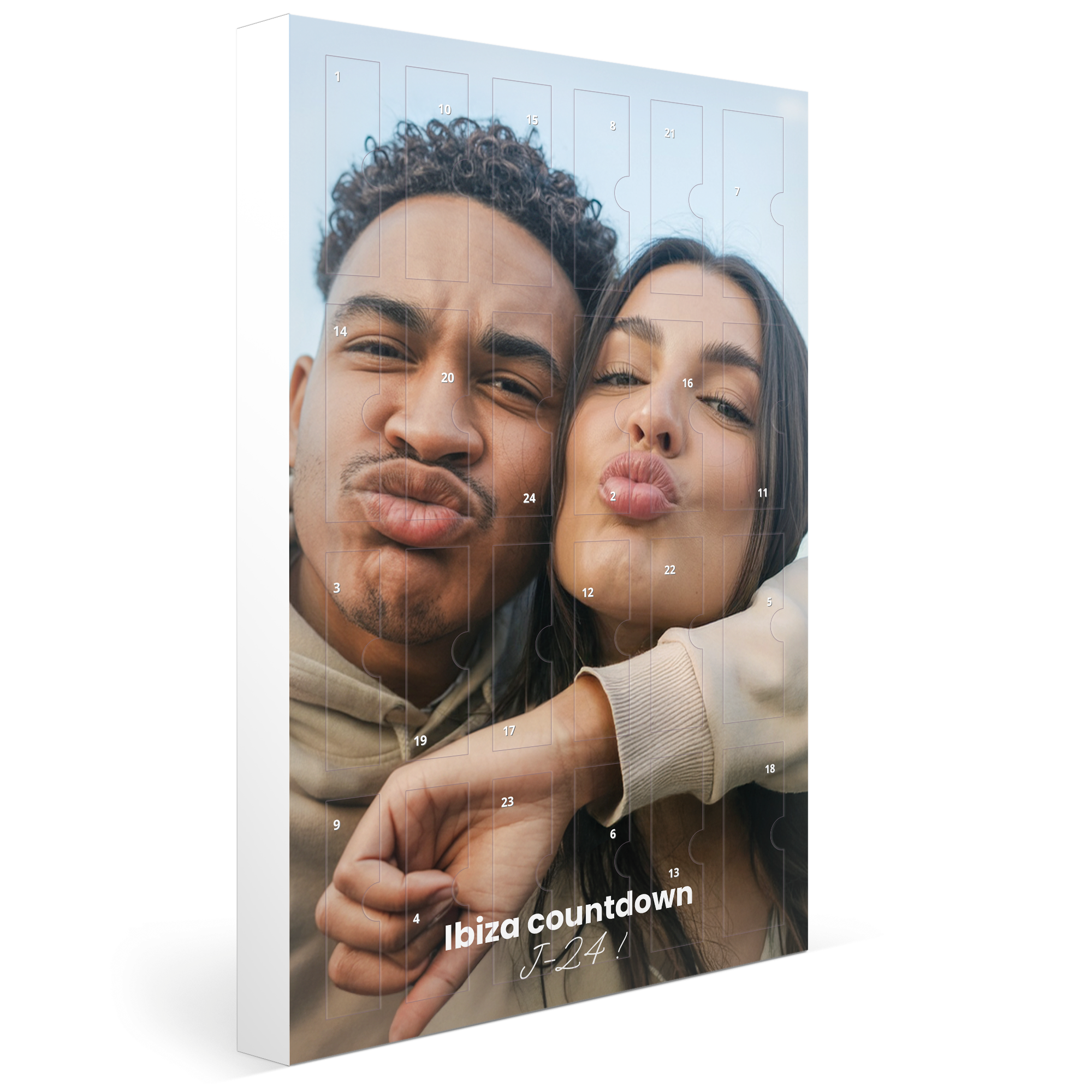 Calendrier de dégustation d'alcool personnalisé avec la photo d'un couple amusant et le texte imprimé Ibiza countdown J-24