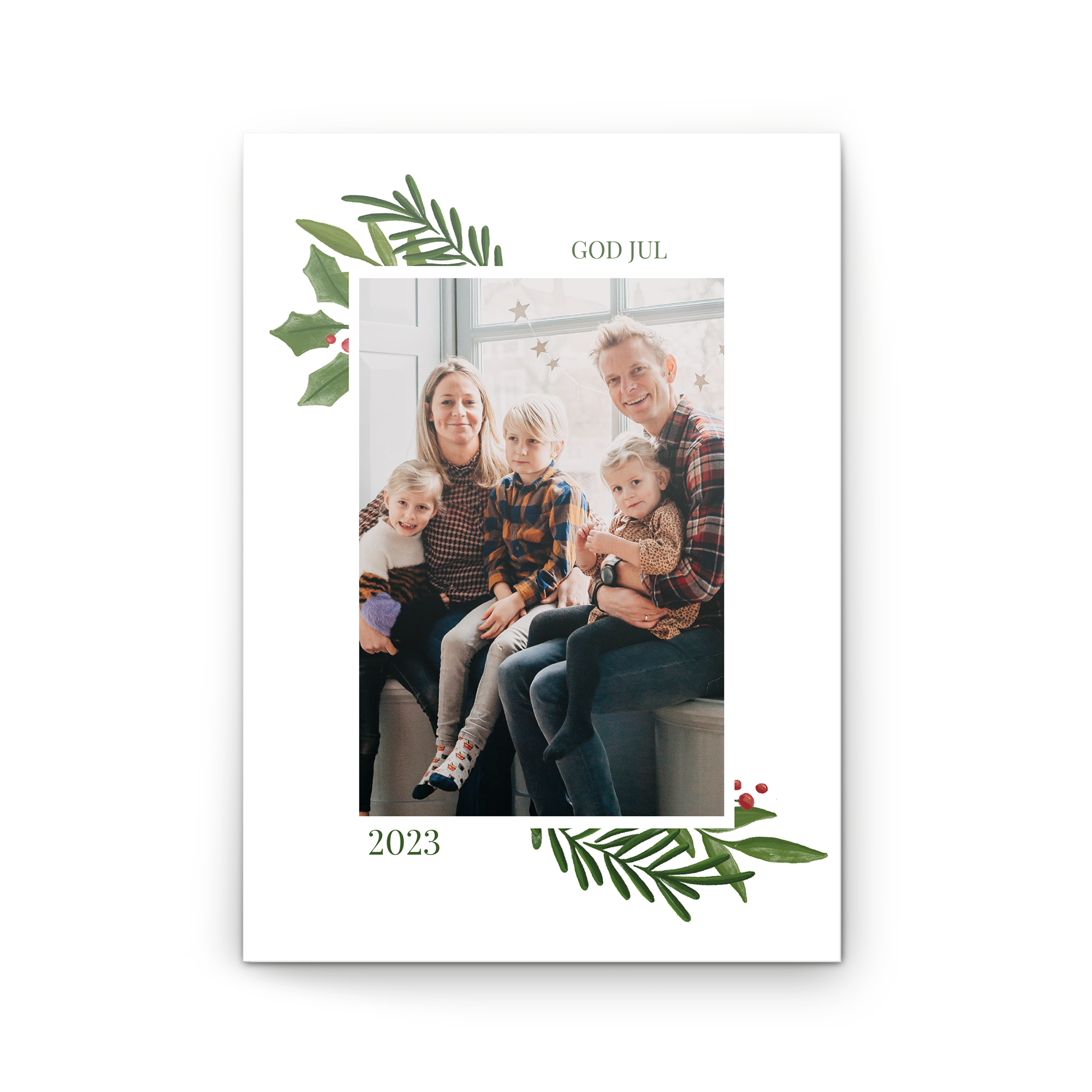 Personlig gratulasjonskort med bilde av familie, trykt med God Jul og 2023.