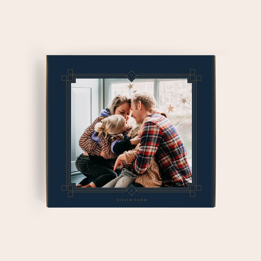 Milka Kleines Dankeschön Personalisierte Milka-Geschenkbox mit Familienfoto und dem Text "VIELEN DANK!", aufgedruckt.