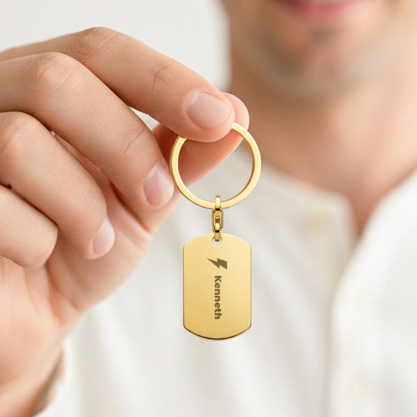 Graverad nyckelring - Dog Tag - Guld
