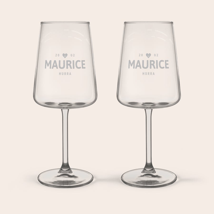 Rotweinglas mit gravur Rotweinglas mit gravur